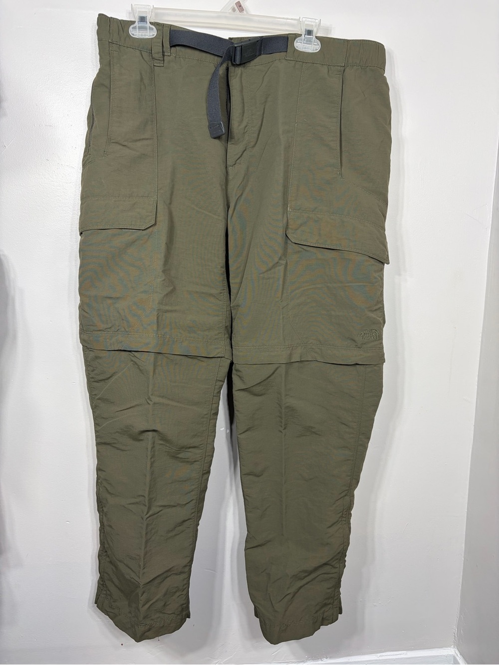 The North Face Men’s Convertible Cargo Hiking Pants Olive Green Zip Off Belted